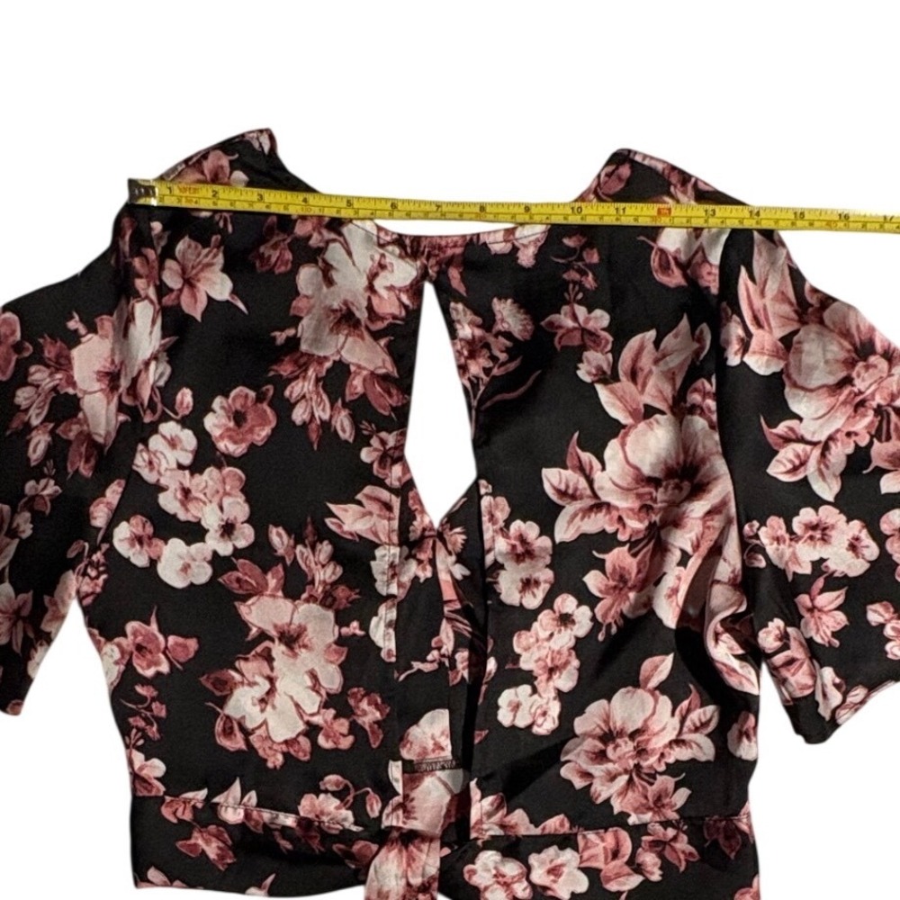 Black Pink Floral Satin Open Back Tie Crop Top Short Flutter Sleeve Small‎ - Picture 6 of 10